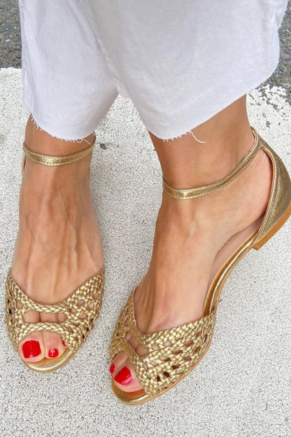 Alma™ | Gyldne flettede sandaler