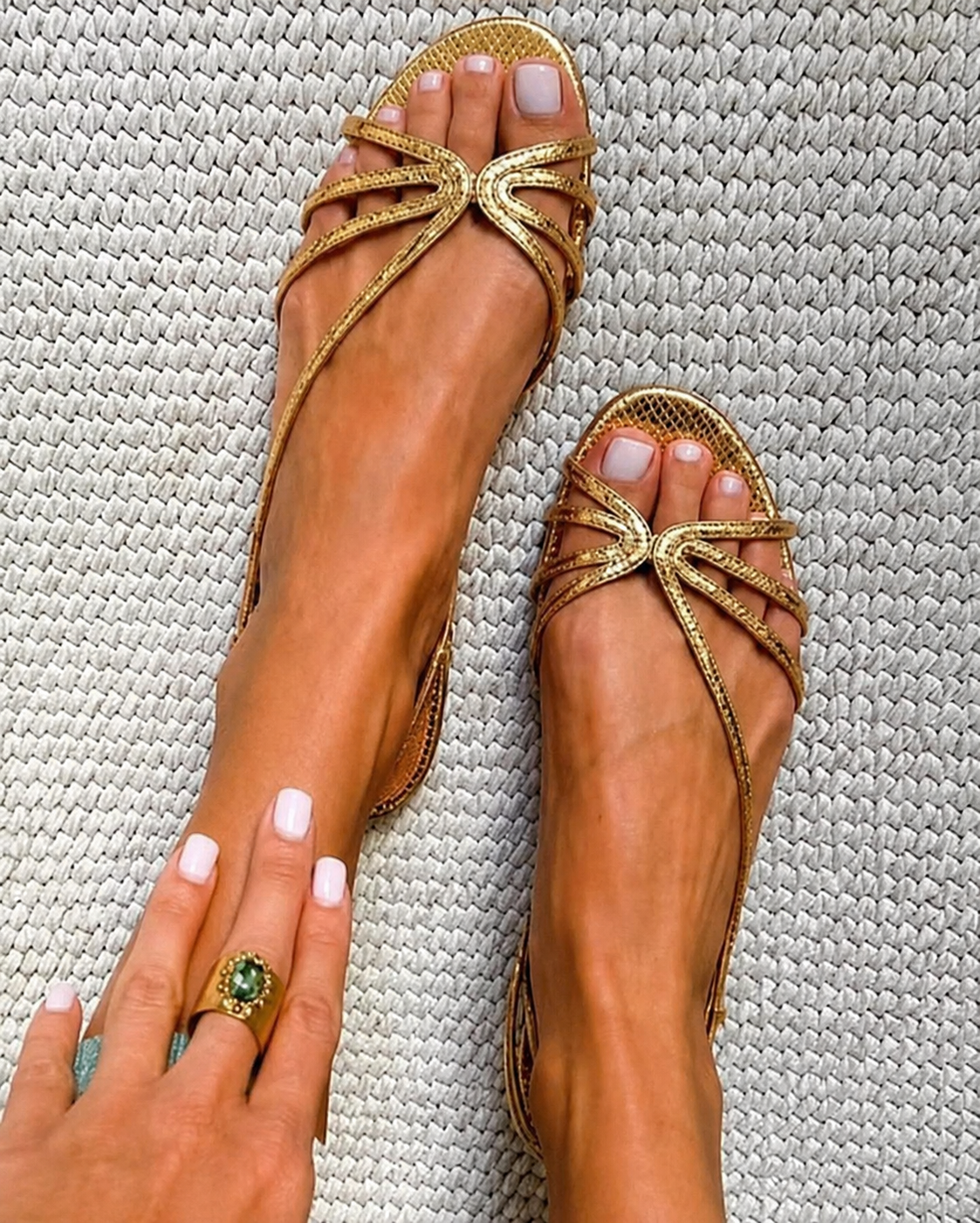 Nora™ | Gyldne Sommersandaler