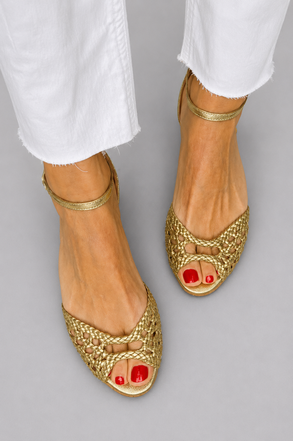 Alma™ | Gyldne flettede sandaler