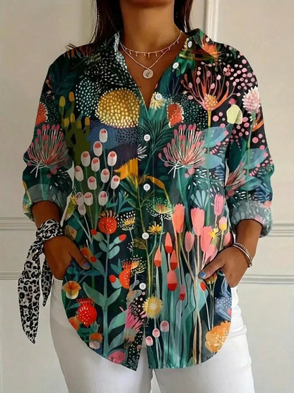 Elsa™|Färgglad blus med lekfullt mönster